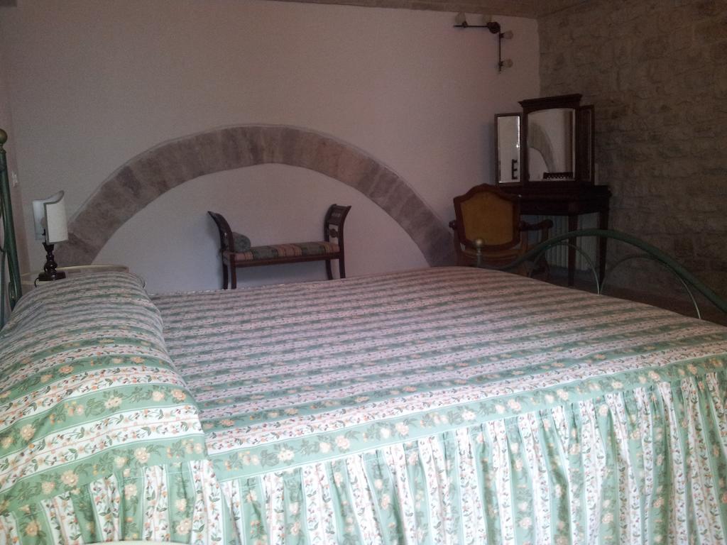 Residenza Sant'Agnese Acomodação com café da manhã Assisi Quarto foto